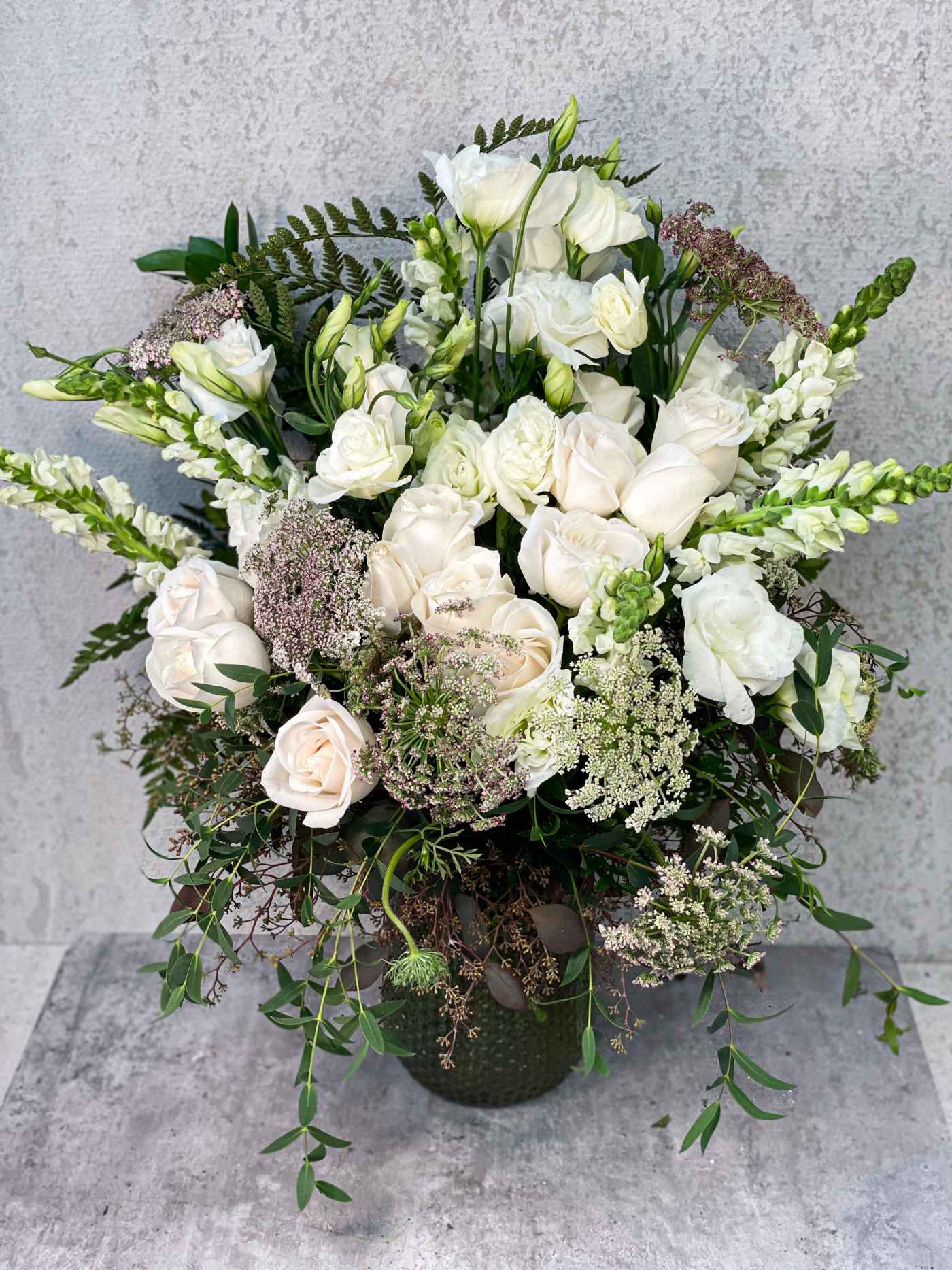 Elegant White Flower Arrangement – Same Day Delivery Los Angeles