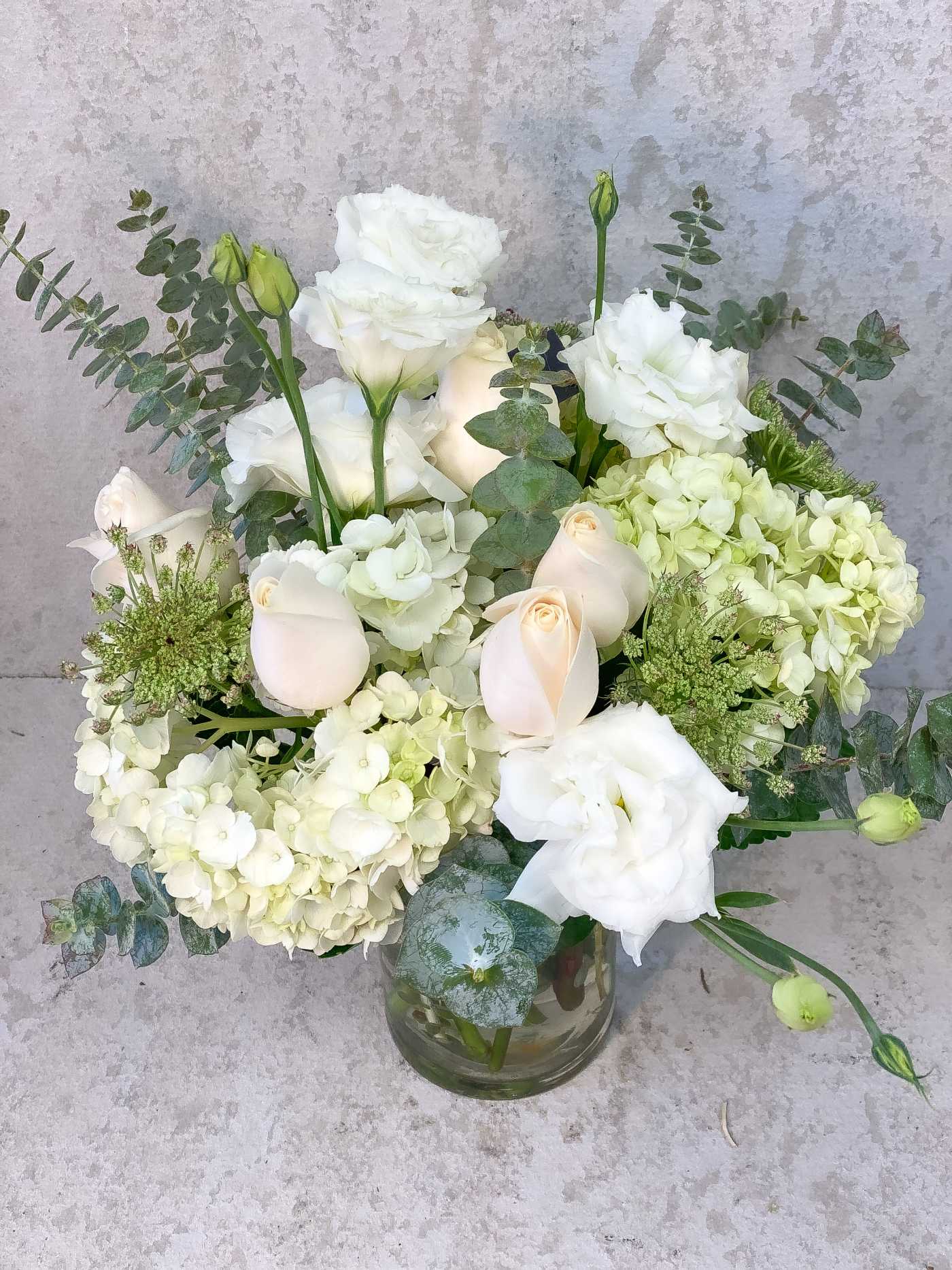 White garden flowers MP