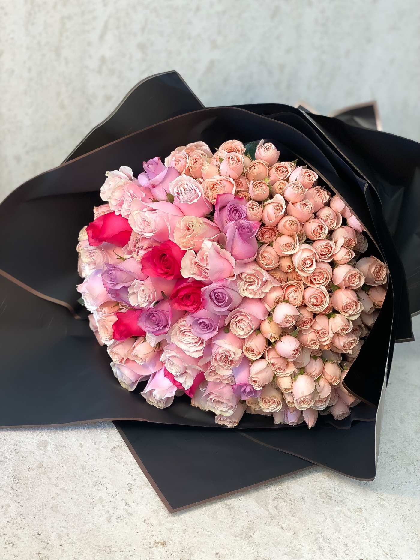 Mother’s Day 12 Red Roses Bouquet – Same Day Delivery Los Angeles