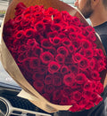100 red roses